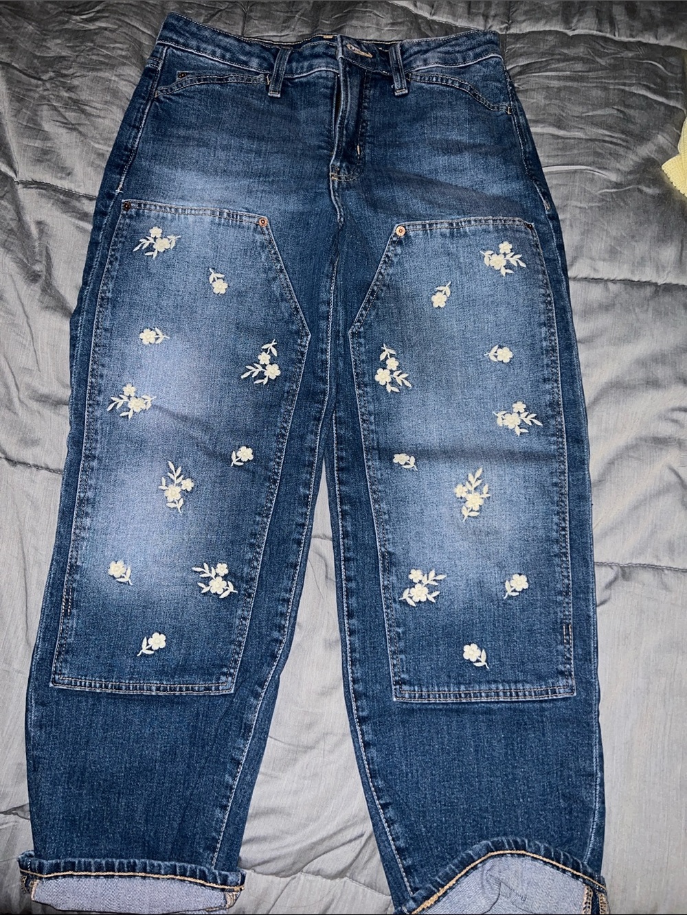 Old navy OG loose jeans with embroidered flowers